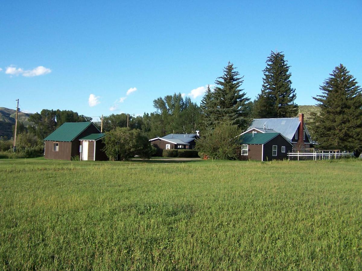 Affittacamere Rolling R Guest Ranch Meeker Esterno foto